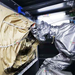 非標噴砂機器人屏風防護罩