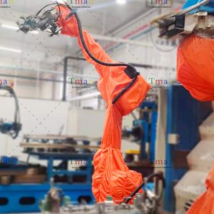 庫卡KR5噴涂防護服