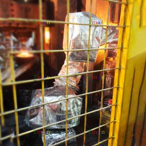 鑄造機(jī)器人防護(hù)服,耐高溫阻燃性能好