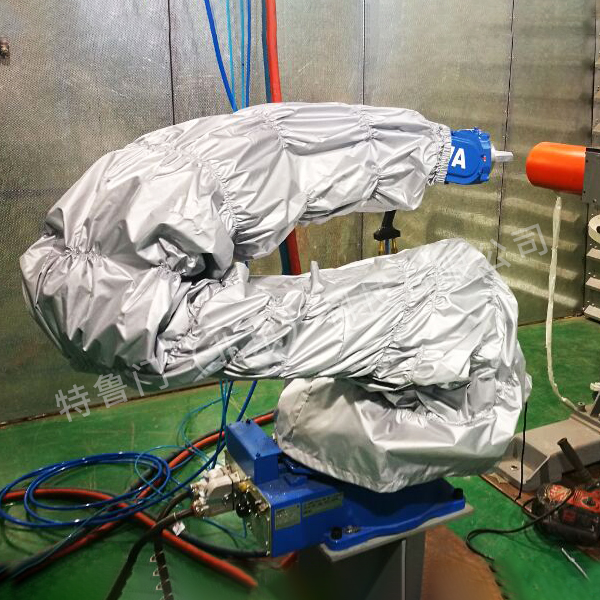 安川 MH24 噴涂機器人防護服 安川MH24噴涂機器人防護服