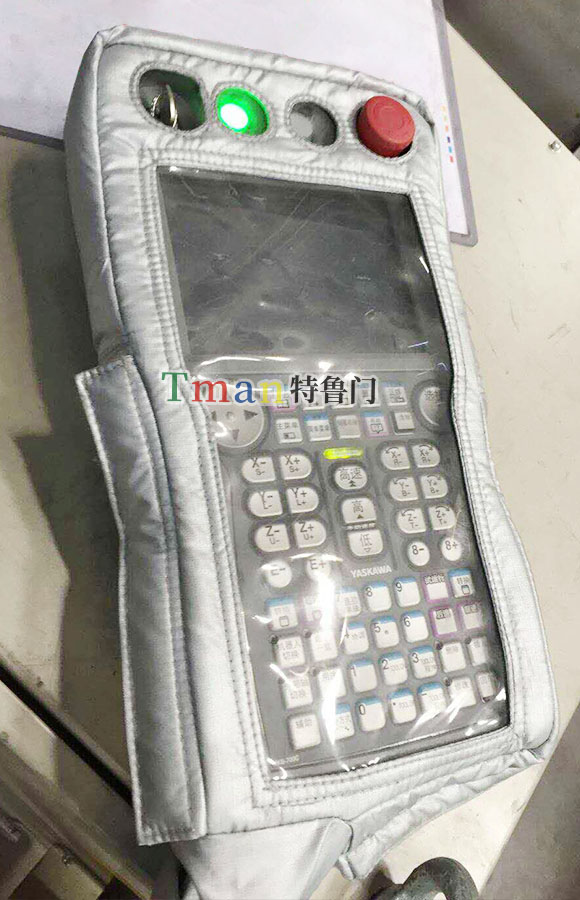 安川機器人示教器防護罩