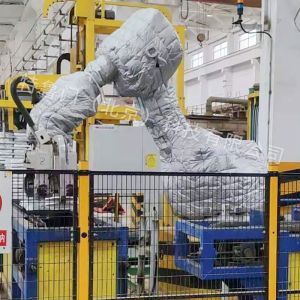 機器人加熱防護服:寒冷環(huán)境下工業(yè)機器人的守護