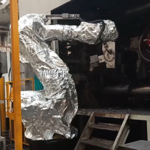 解鎖高溫環(huán)境下的機器人保護:隔熱防護服的重要性