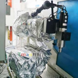 庫卡KR70R2100耐高溫防護服的功能及作用