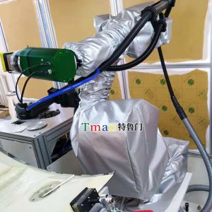 ABB IRB1600打磨機(jī)器人：為何機(jī)器人防護(hù)服不可或缺？