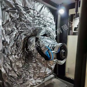 噴砂車間必備：機(jī)器人屏風(fēng)防護(hù)罩的核心優(yōu)勢(shì)