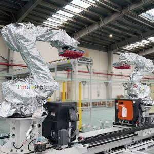 防寒機(jī)器人防護(hù)服:賦予工業(yè)機(jī)器人低溫環(huán)境“抗寒力”